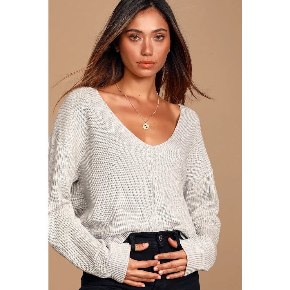 Lulu's Feel It Still Grey Knit Sweater sz Medium